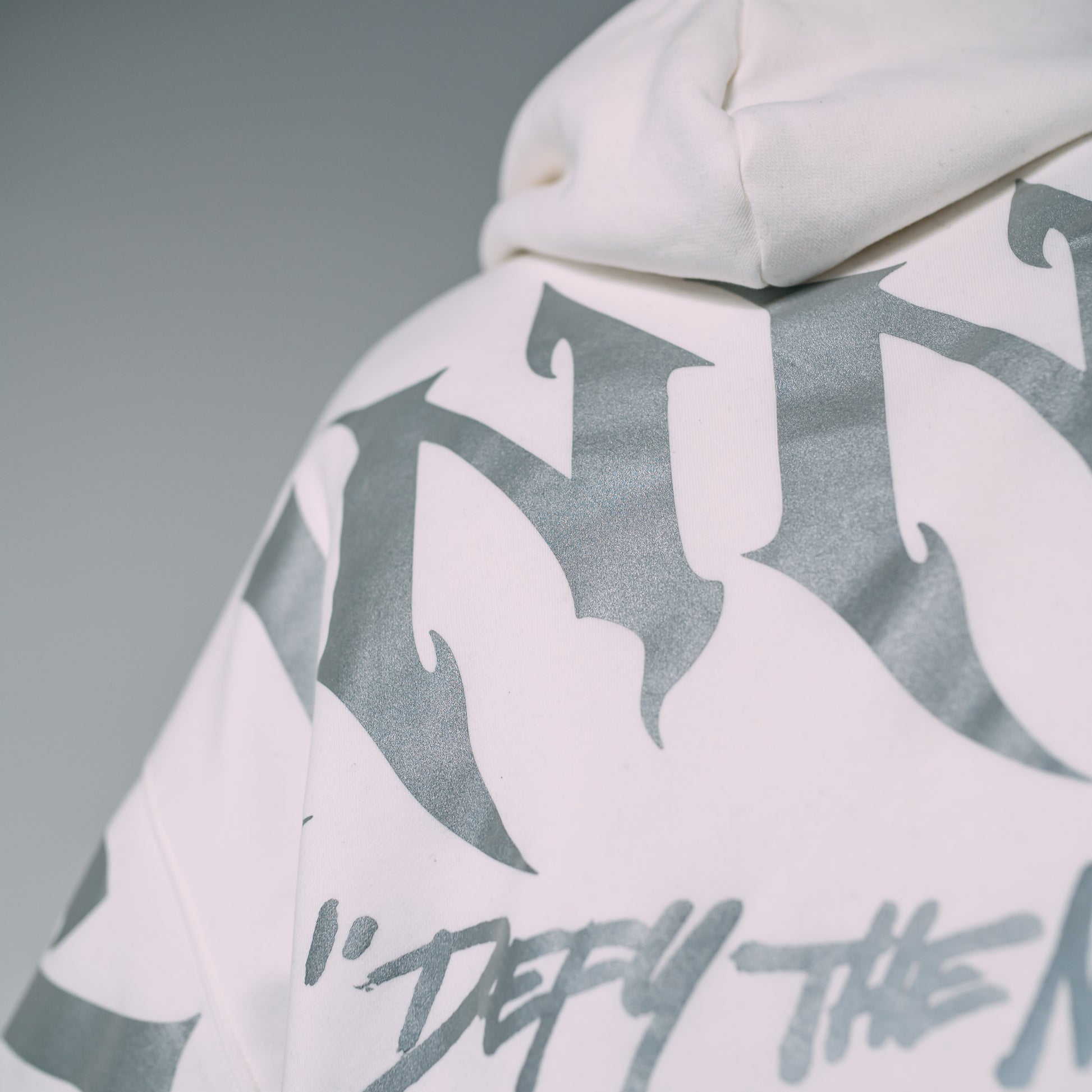WHITEOUT "SIGNATURE" HOODIE