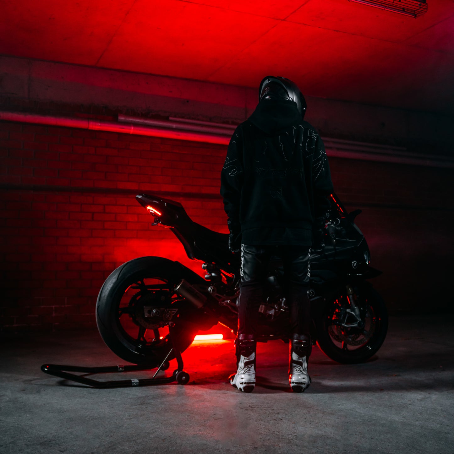 BLACKOUT "SIGNATURE" HOODIE