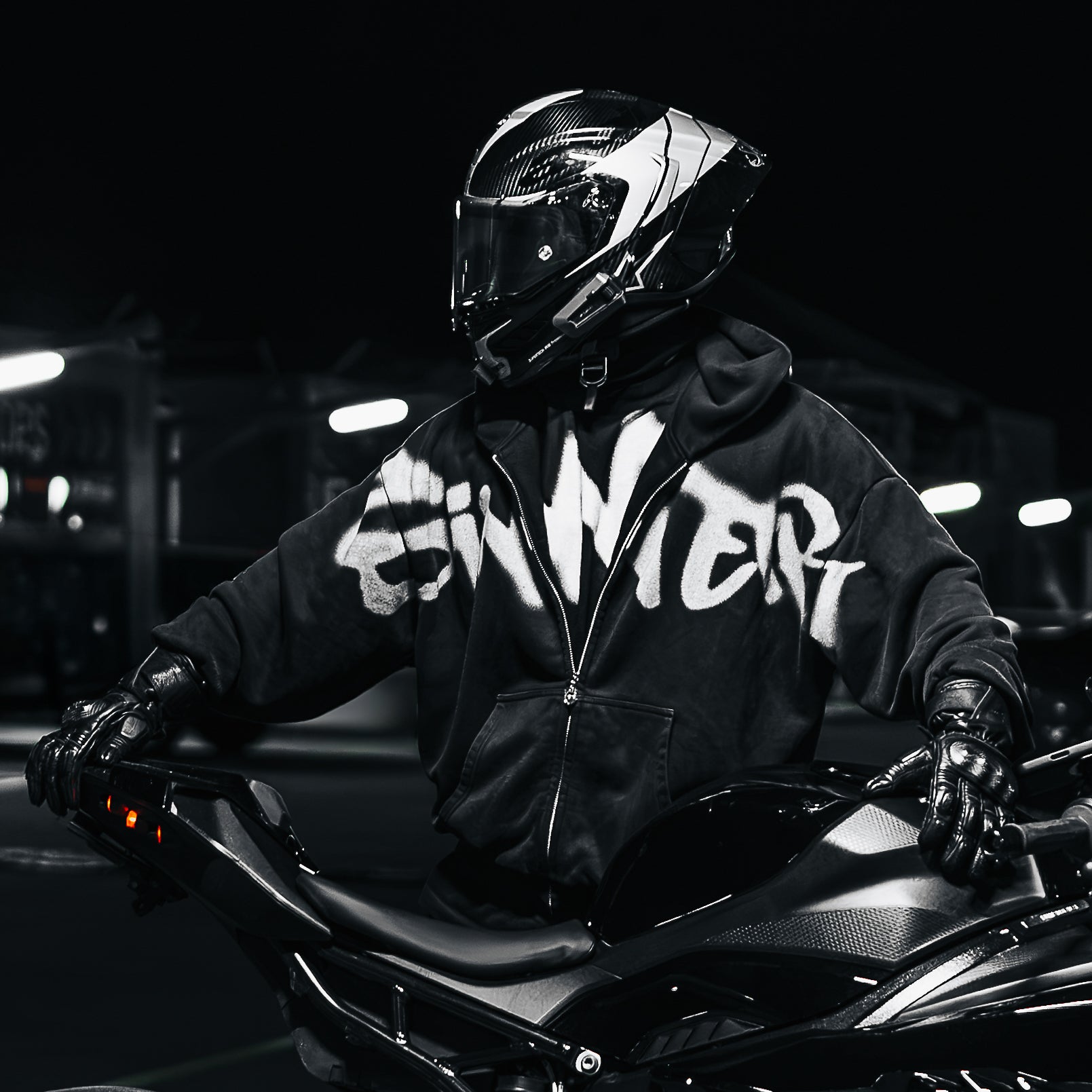 "REBEL" ZIPPER