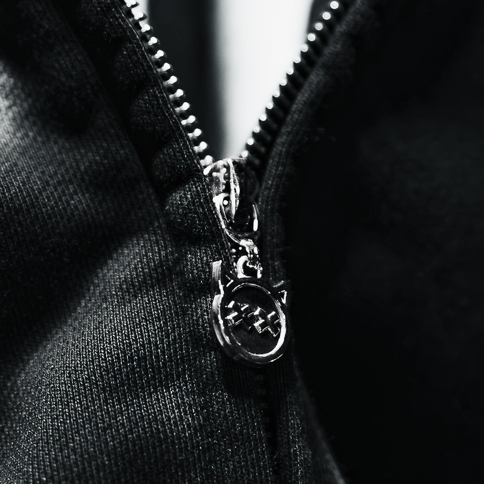 "REBEL" ZIPPER