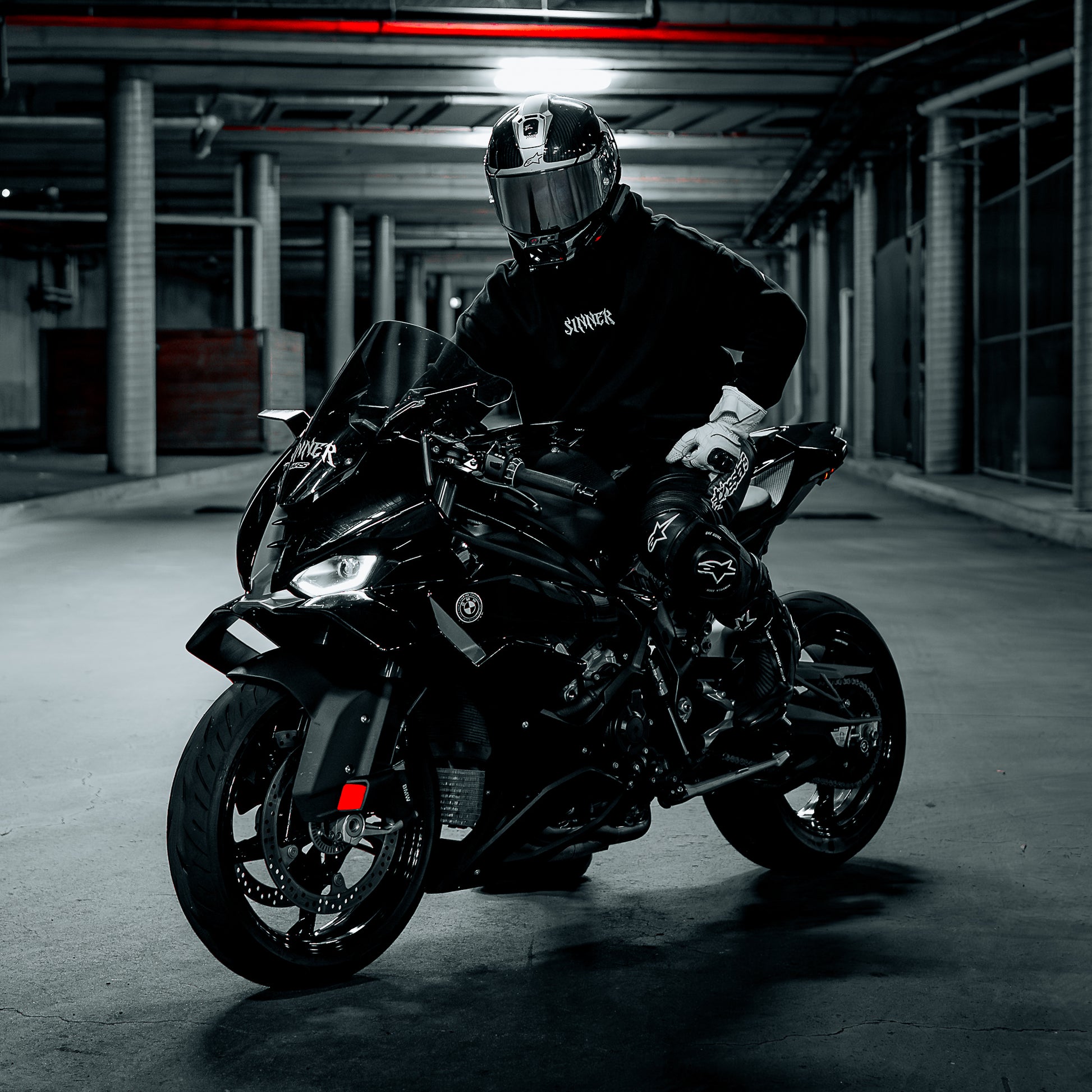 CHROME "SIGNATURE" V2 HOODIE