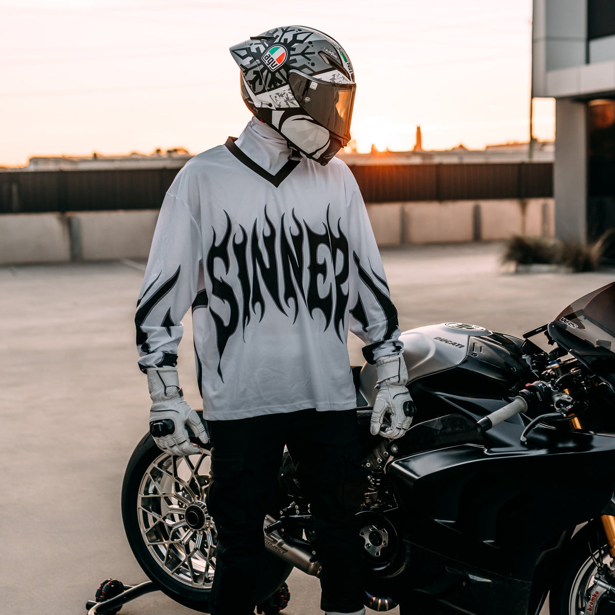 SINNER EMBER jersey in white