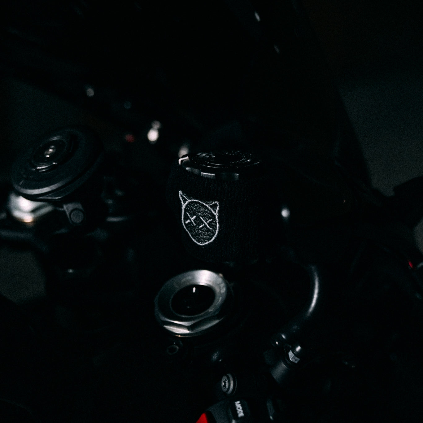 "BLACKOUT" BRAKE RESERVOIR SOCK