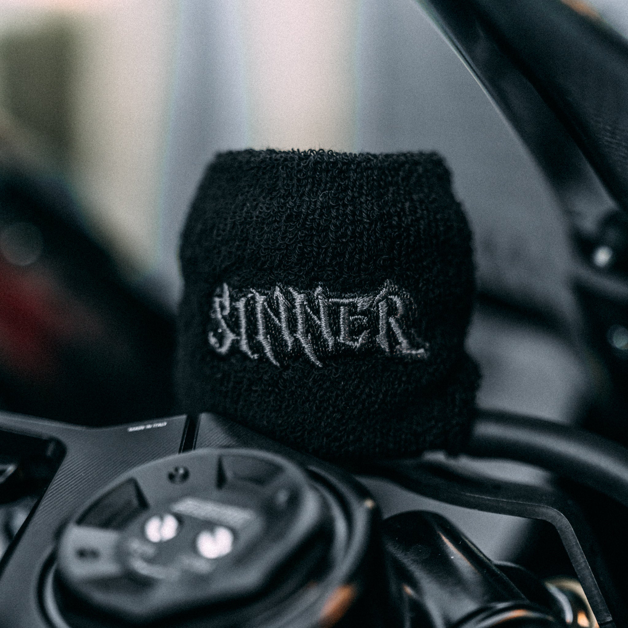 "BLACKOUT" BRAKE RESERVOIR SOCK