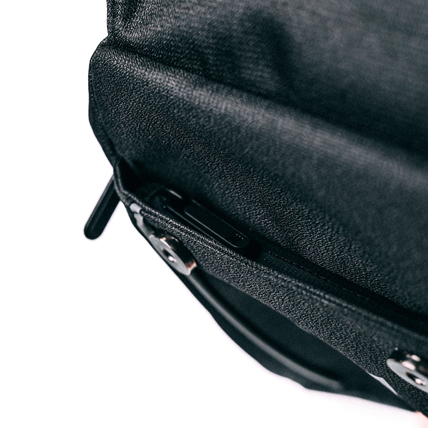 SINNER LEG BAG